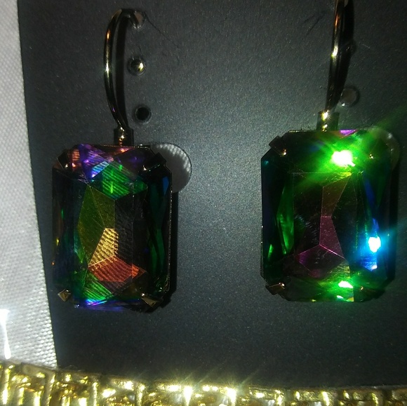 Rainbow Cube Earrings - Picture 1 of 3